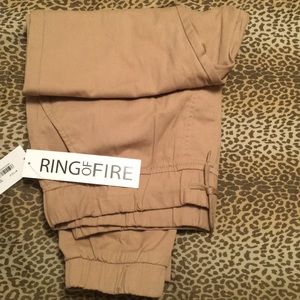 Khaki Joggers -NEW-